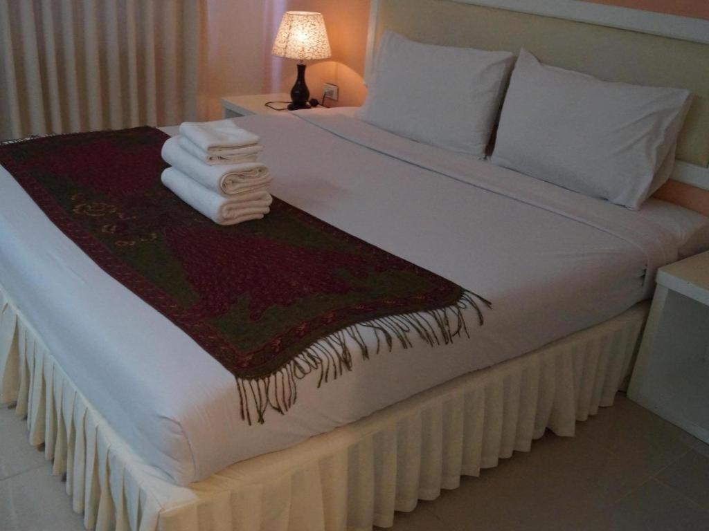 Seng Aroun Hotel Паксе Екстер'єр фото