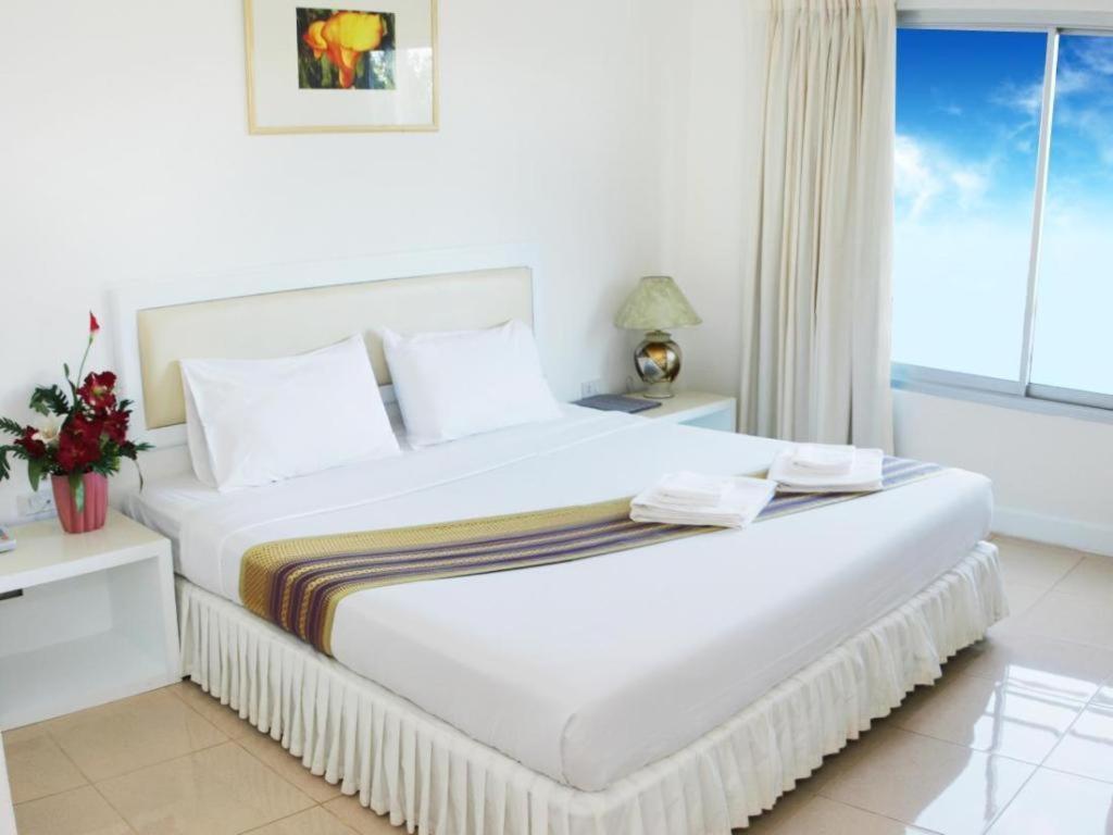 Seng Aroun Hotel Паксе Екстер'єр фото