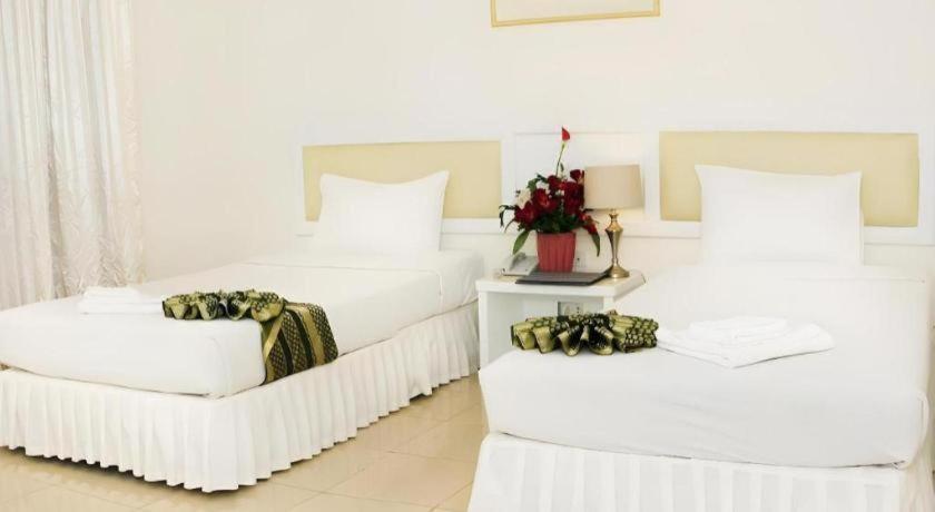 Seng Aroun Hotel Паксе Екстер'єр фото